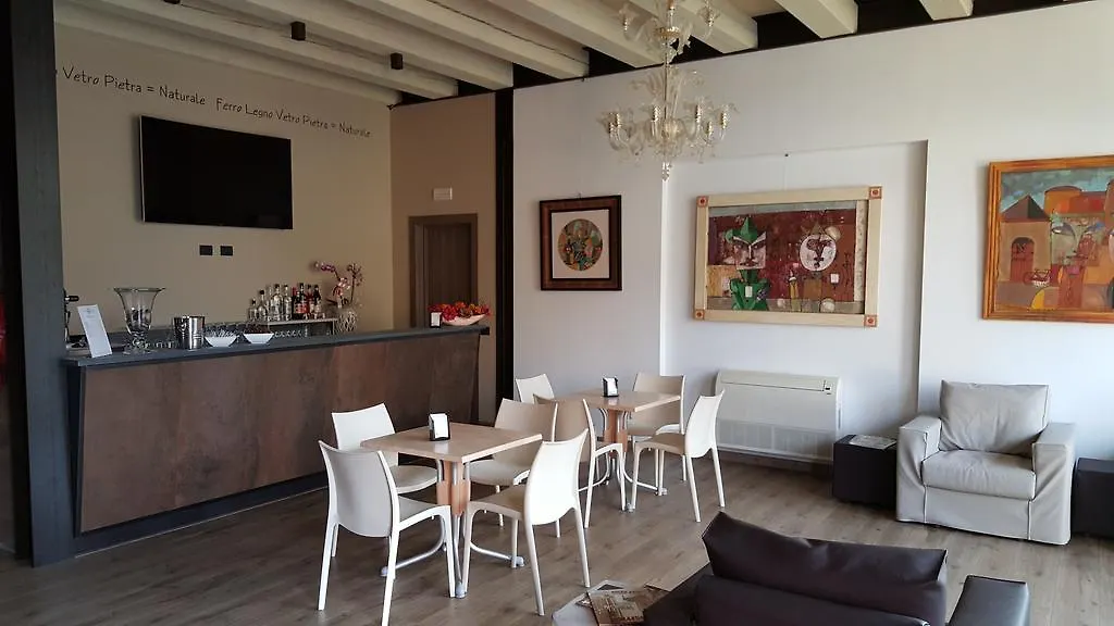 Luna Residence Hotel Casalmaggiore 3*,