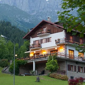 Hotel Ristorante Scanapa, Castione della Presolana