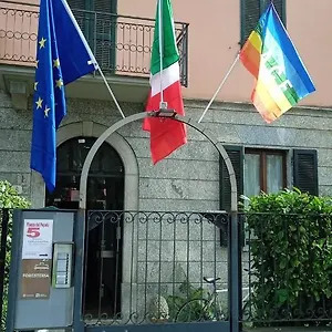 Guest house Gira, Como